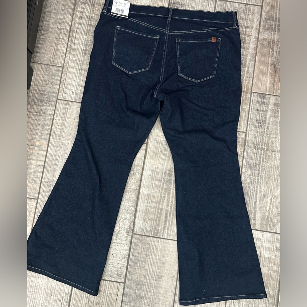 Jessica Simpson Dark Blue Daisy Flare Jeans 18w NWT - Picture 9 of 11